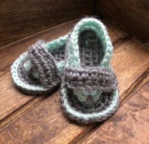 Rhys Brimless Child Size Beanie: Free Crochet Pattern - Avery Lane