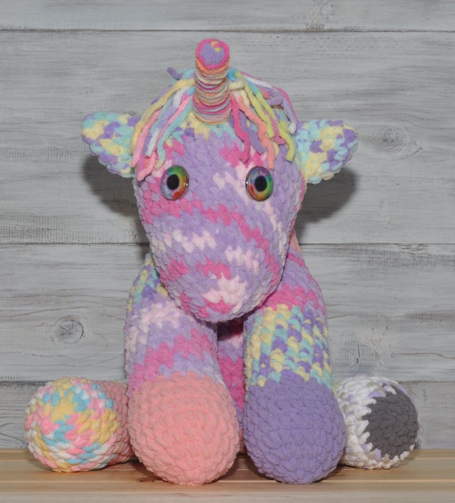 Amigurumi: Tips and Tricks Crocheting Stuffed Toys - Avery Lane