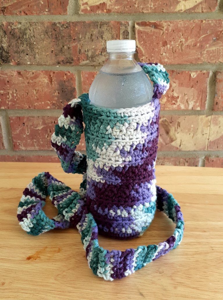 Free Crochet Pattern: Carry All Bottle Holder - Avery Lane Creations