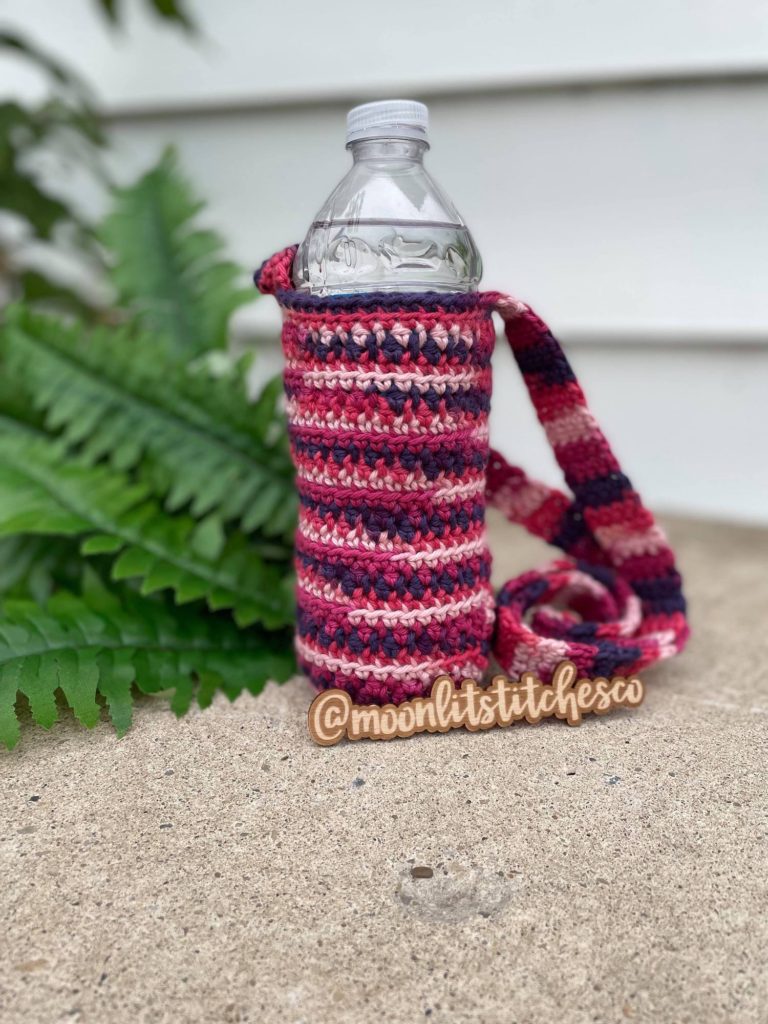 Free Crochet Pattern: Carry All Bottle Holder - Avery Lane Creations