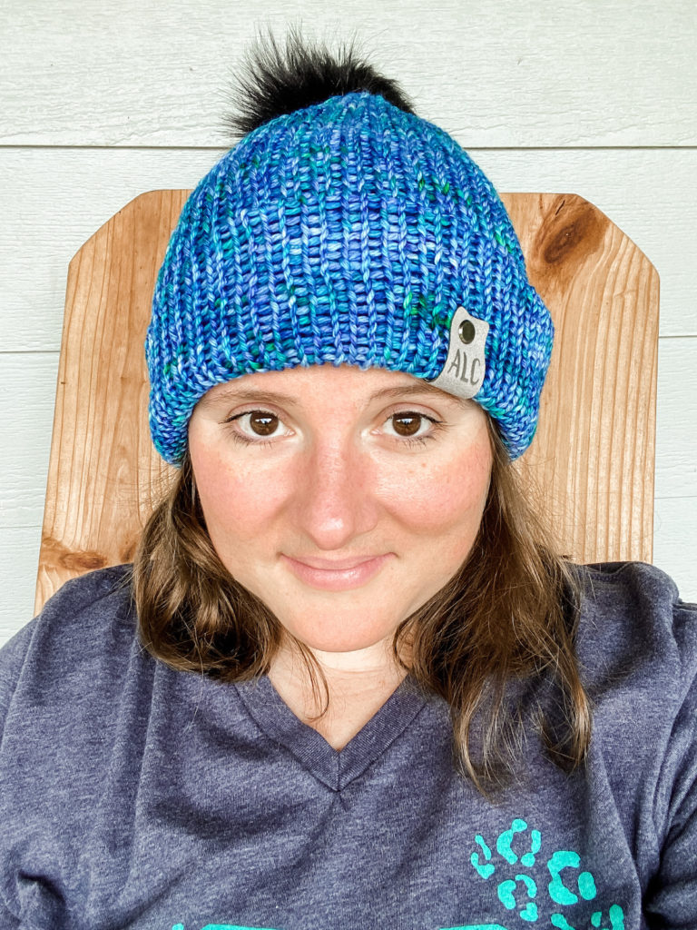 Two Toned Knitting Machine Beanie  QUICK & EASY Project For Beginners! 