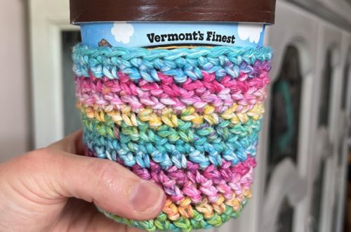 Free Crochet Pattern: Carry All Bottle Holder - Avery Lane Creations