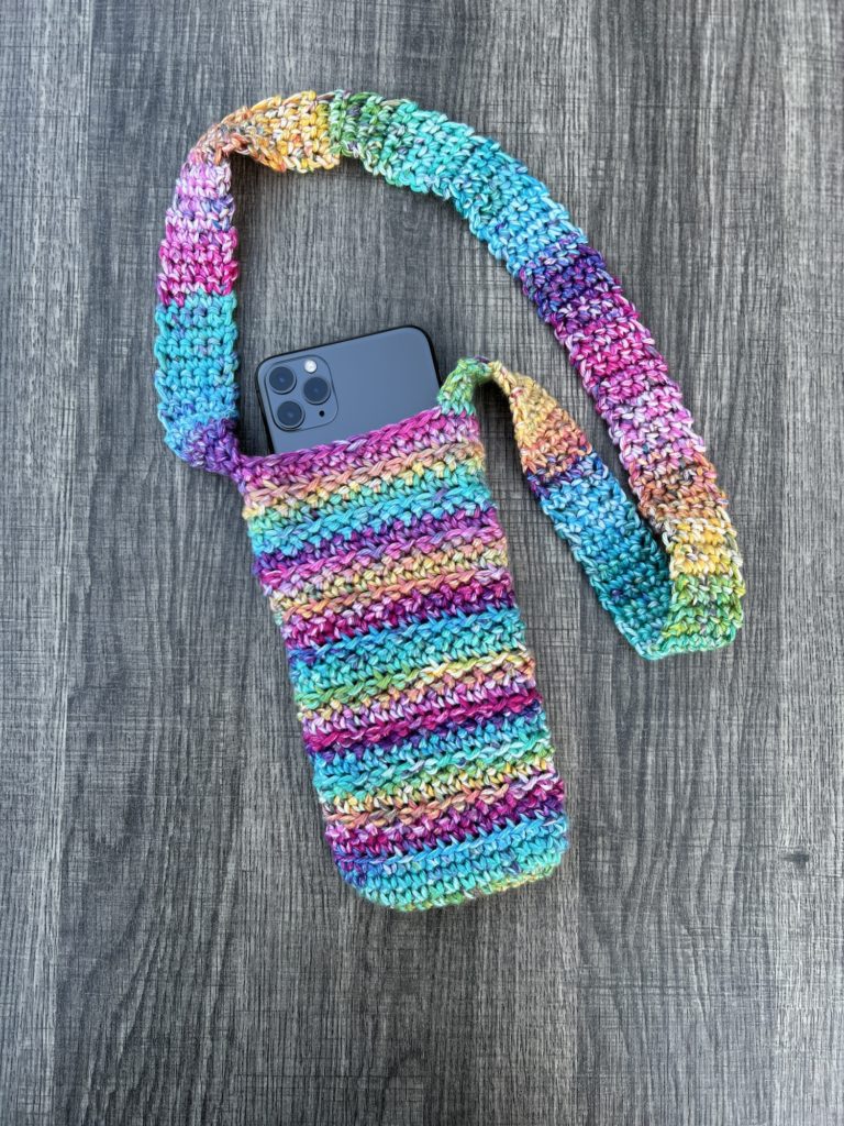 Free Crochet Pattern: Carry All Bottle Holder - Avery Lane Creations