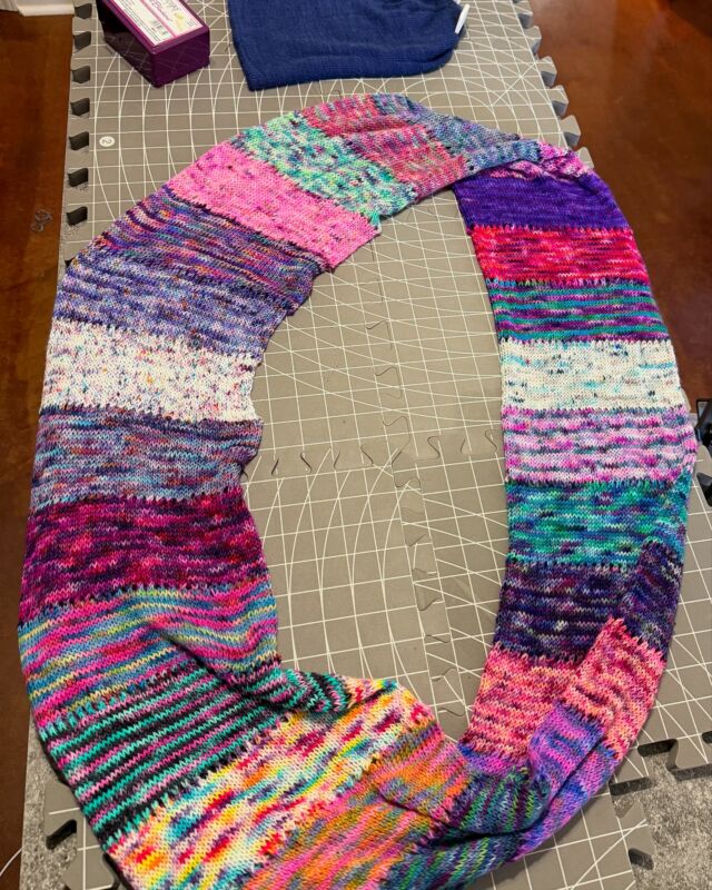 Block Party!!

I can’t wait for these to dry so I can gift the #musselburghhat and wear the Wolop Cowl.